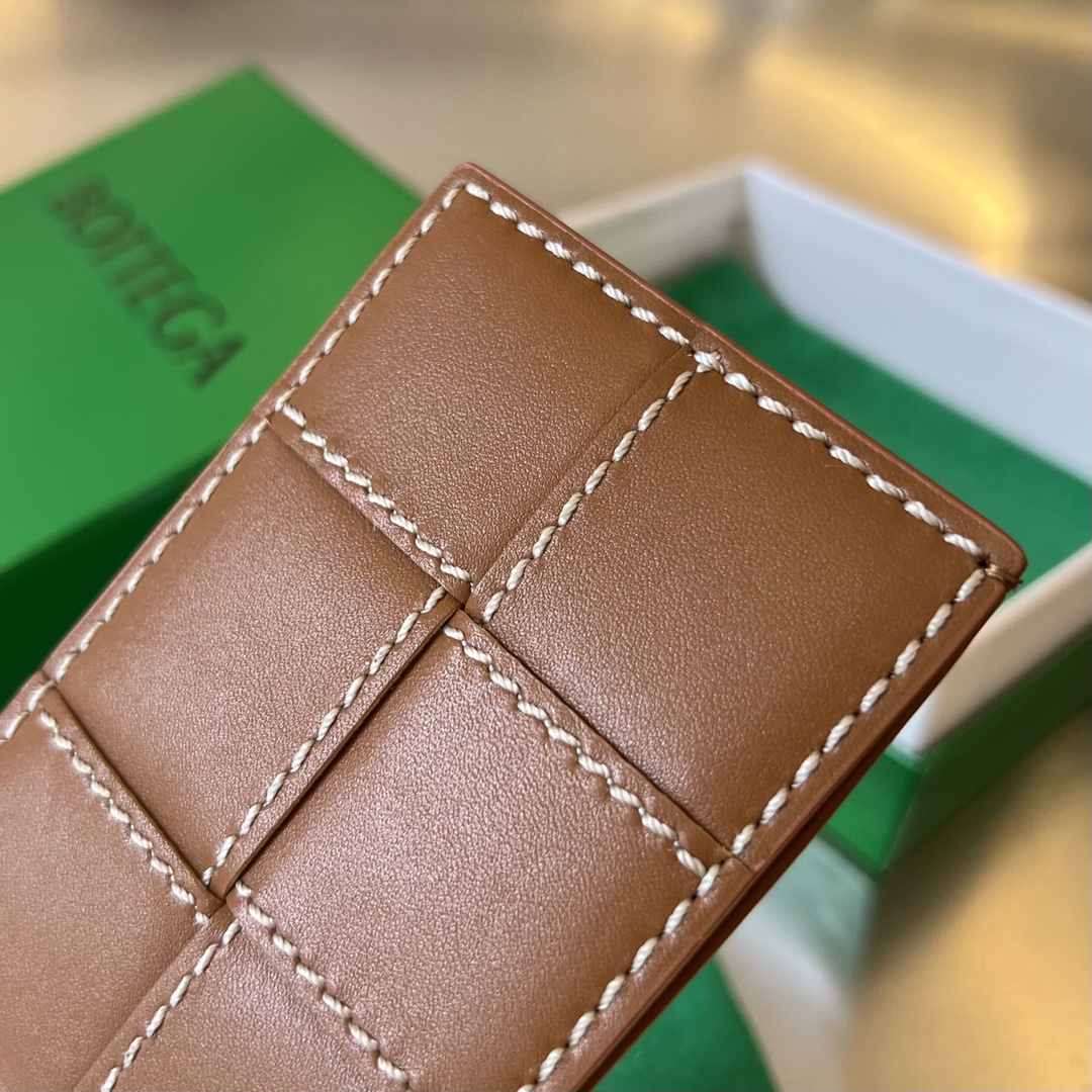 b0tte*a Ven*ta wallet-11*7.5cm