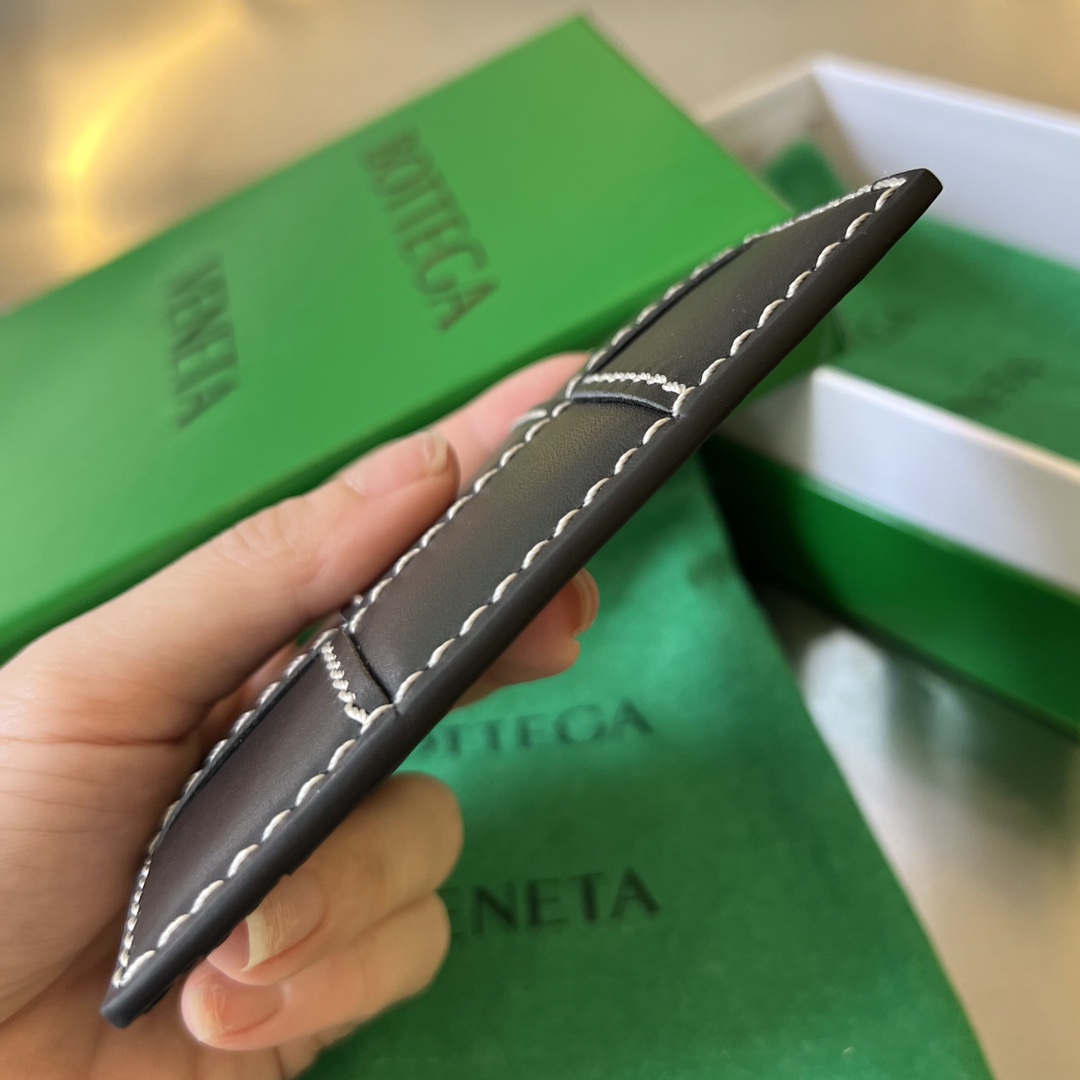 b0tte*a Ven*ta wallet-11*7.5cm