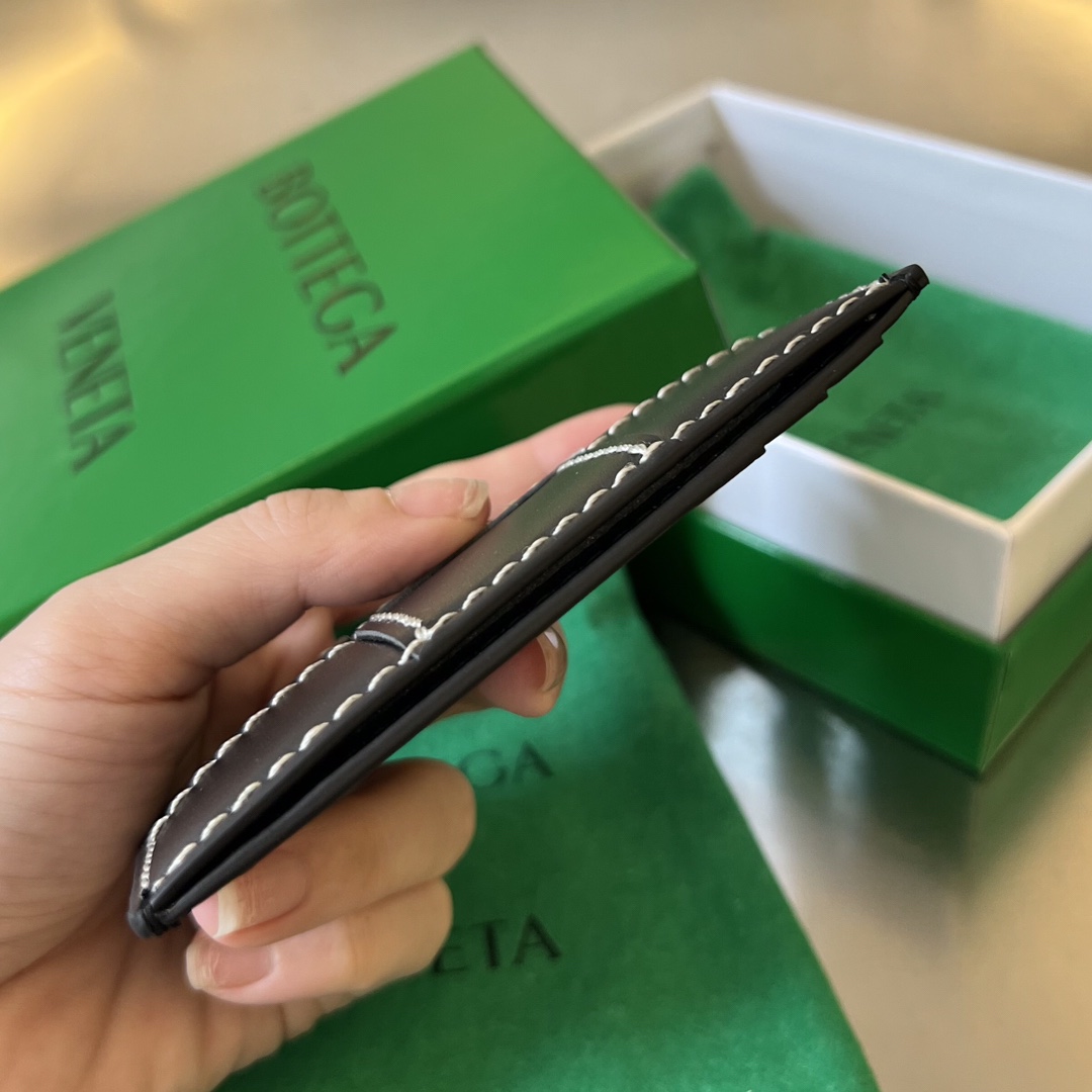 b0tte*a Ven*ta wallet-11*7.5cm