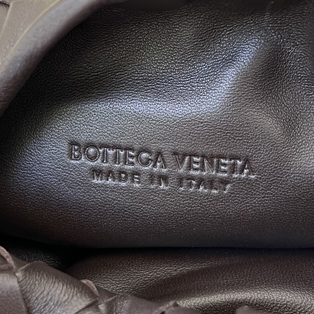 b0tte*a Ven*ta mini hop bag-25.5x14.5x11cm
