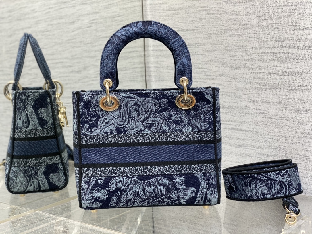 lady D*or handle bag-24cm