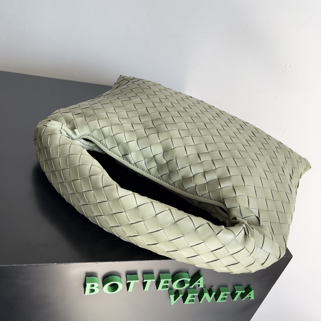 b0tte*a Ven*ta hop bag-41*20*8cm