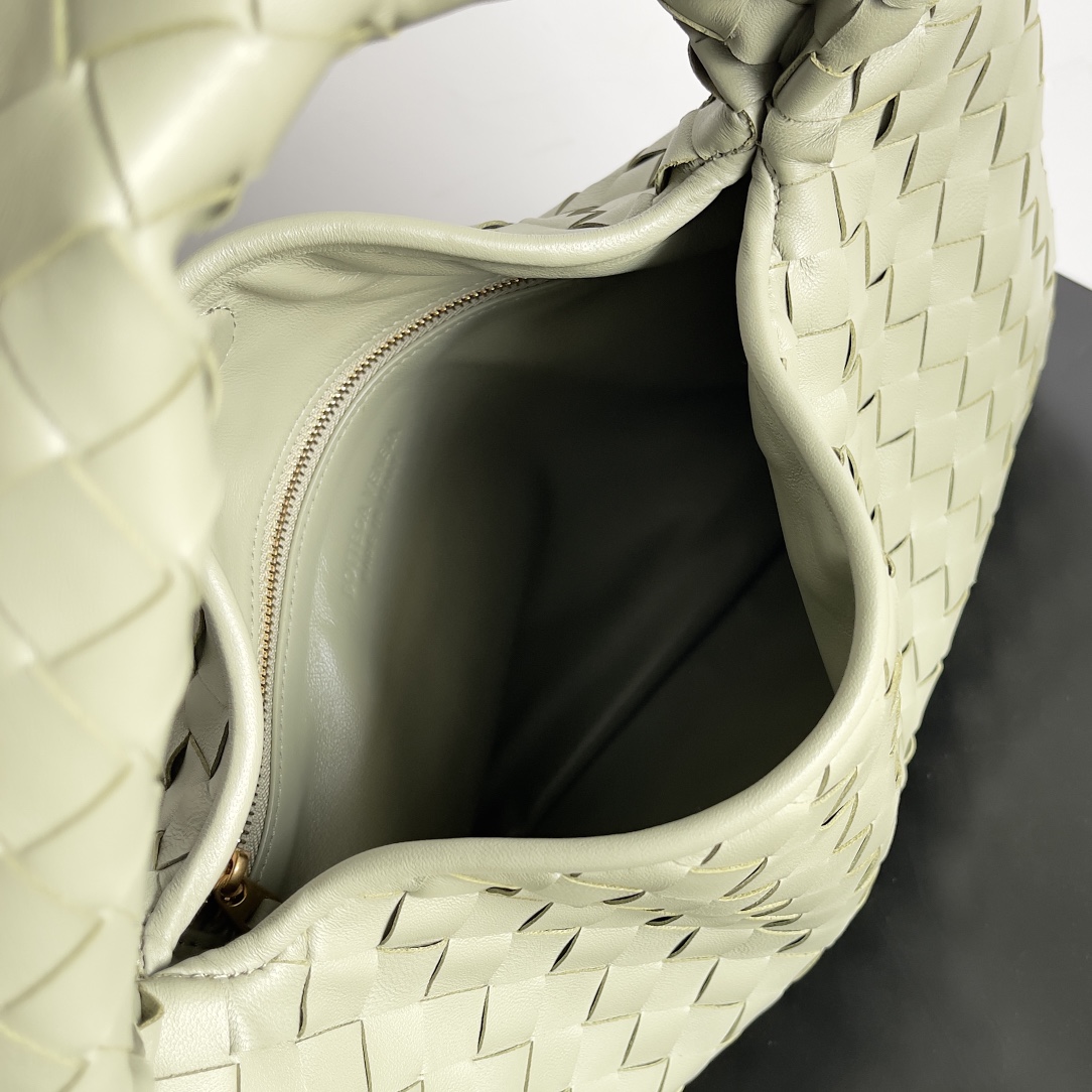 b0tte*a Ven*ta hop bag-41*20*8cm