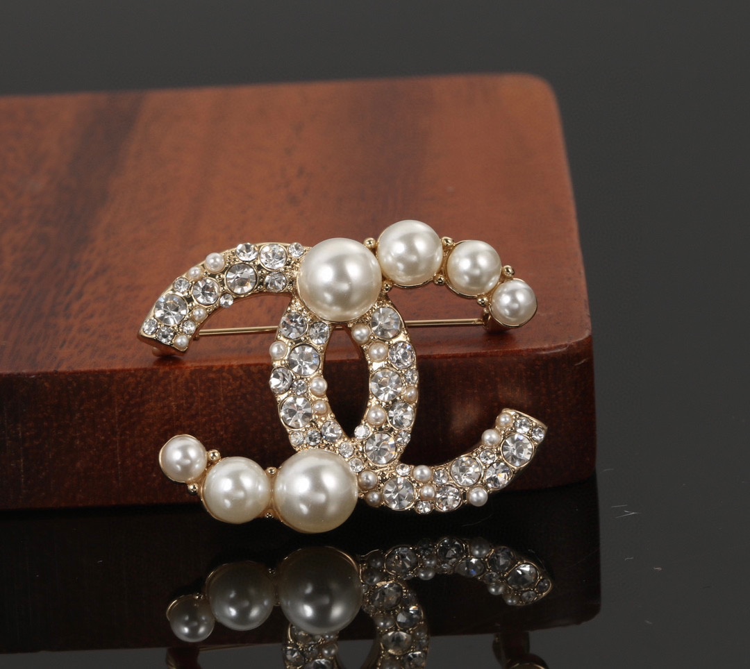 Ch@nel Brooch