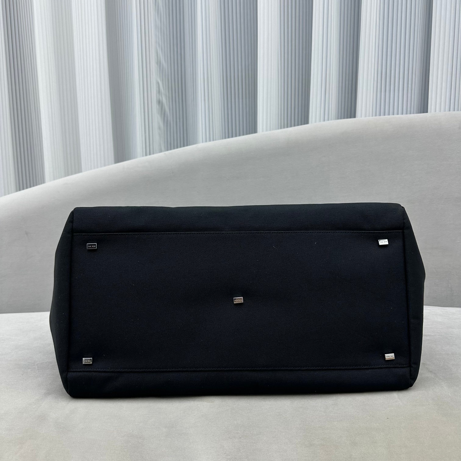 The R0w margaux 17 inside out bag-45*32*24cm