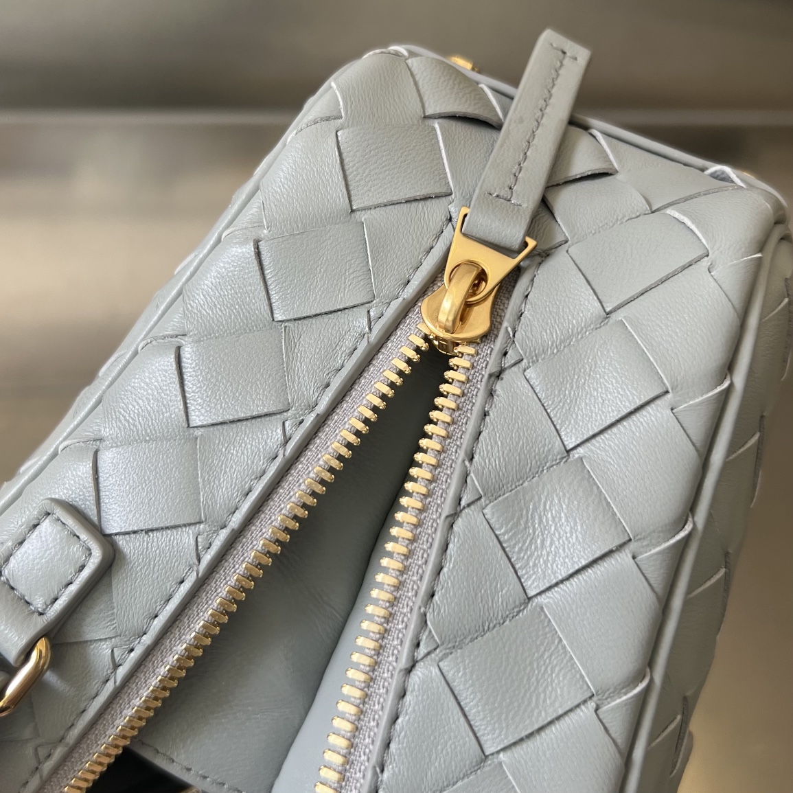 b0tte*a Ven*ta getaway bag-23.5x17.5x9cm
