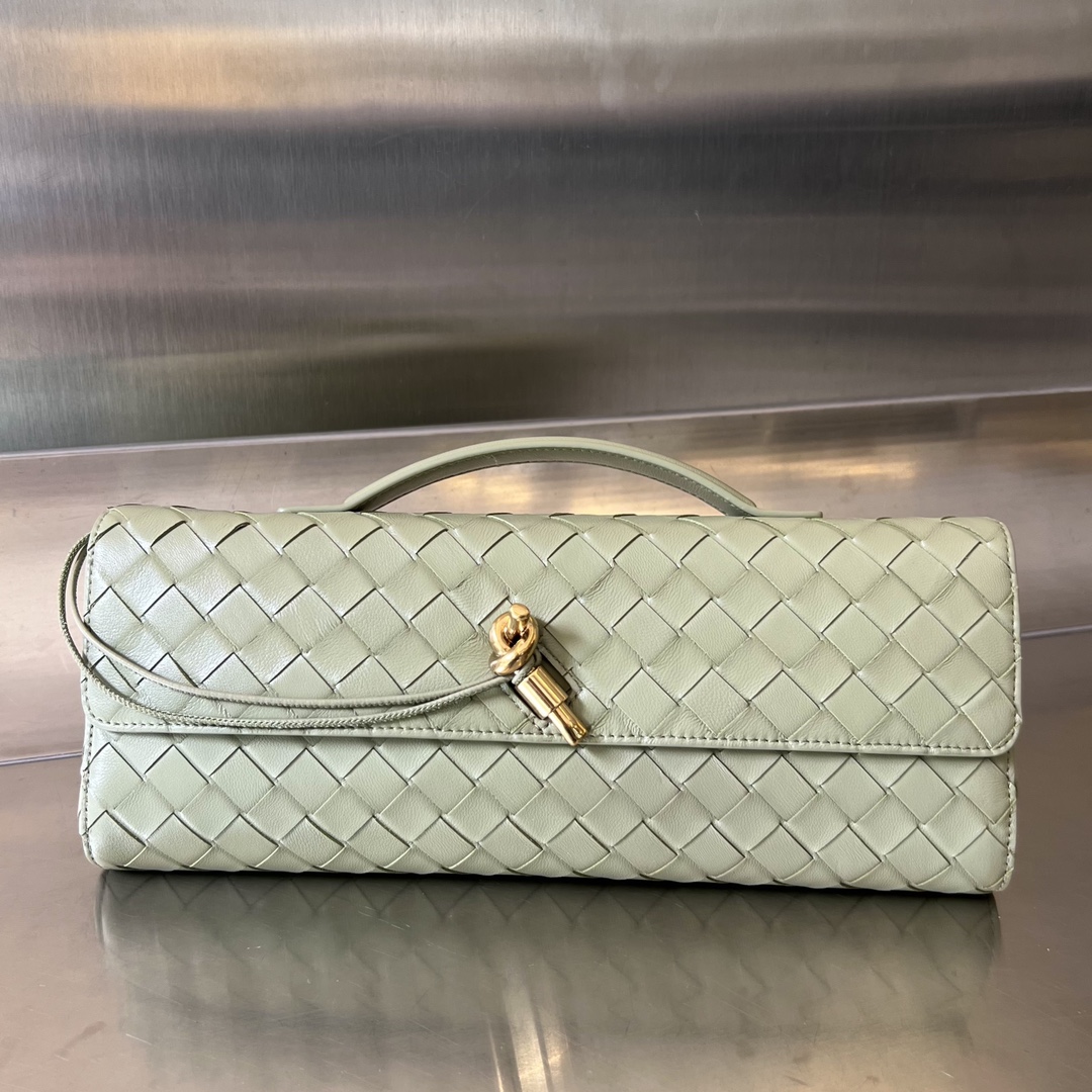 b0tte*a Ven*ta clutch-31x13x3 cm