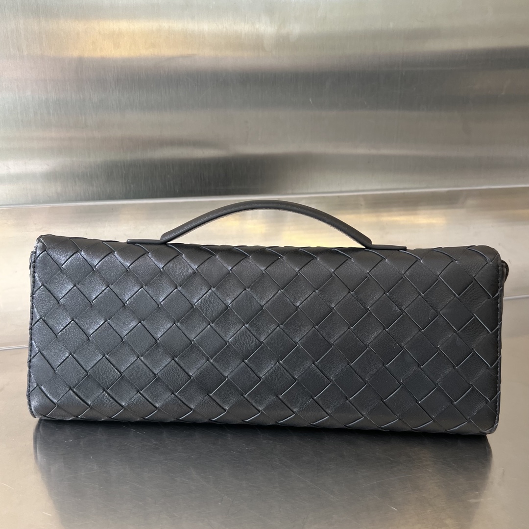 b0tte*a Ven*ta clutch-31x13x3 cm