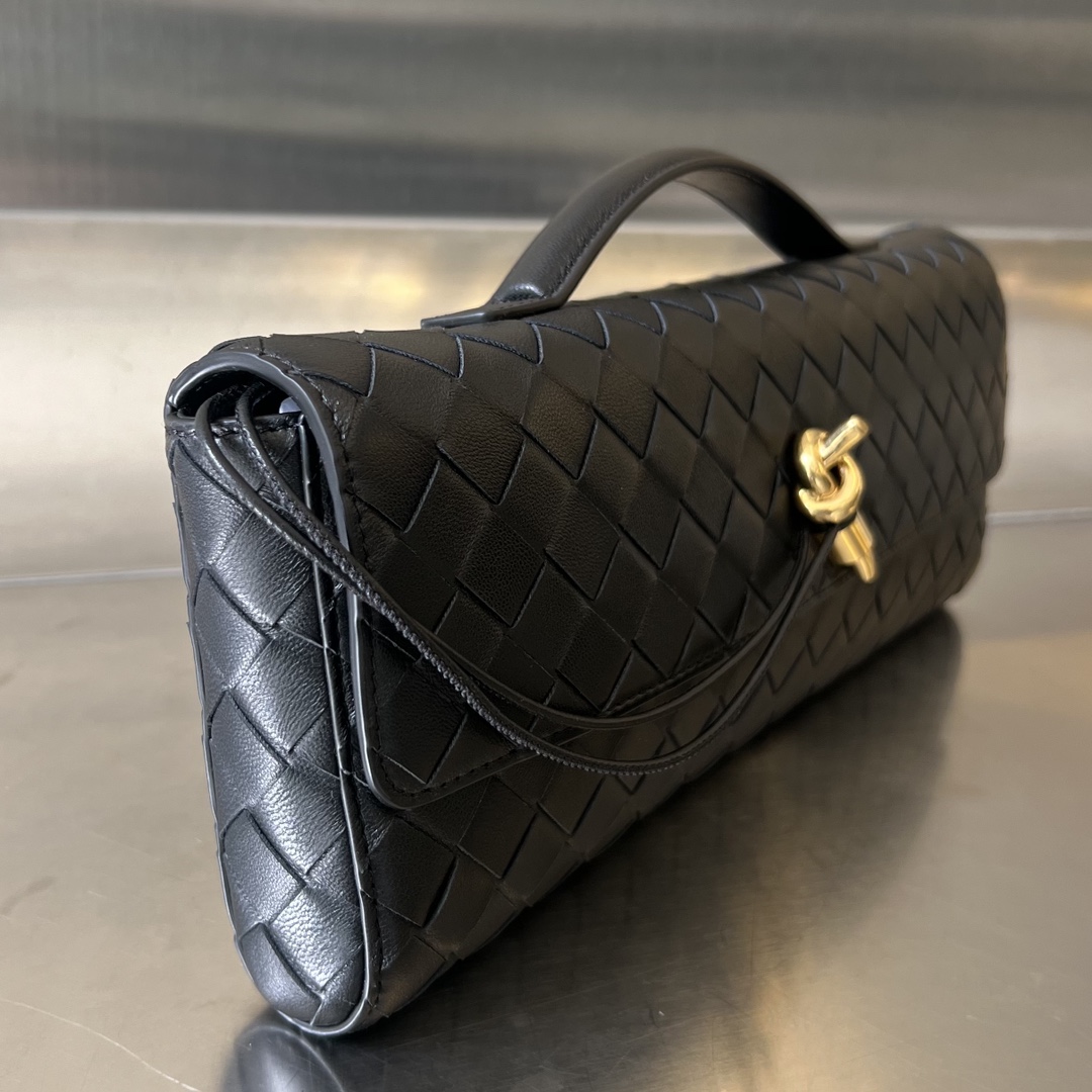b0tte*a Ven*ta clutch-31x13x3 cm