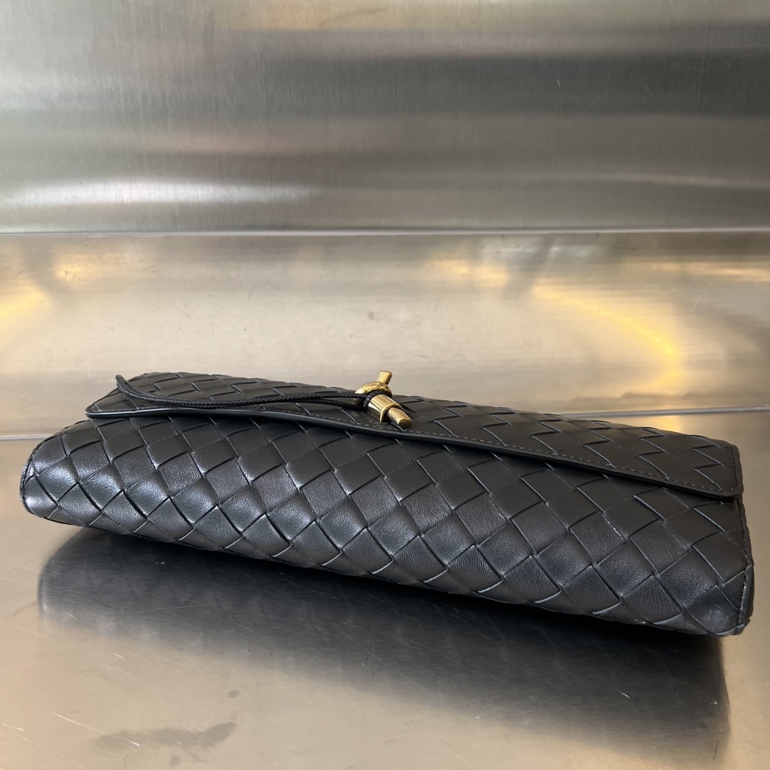 b0tte*a Ven*ta clutch-31x13x3 cm