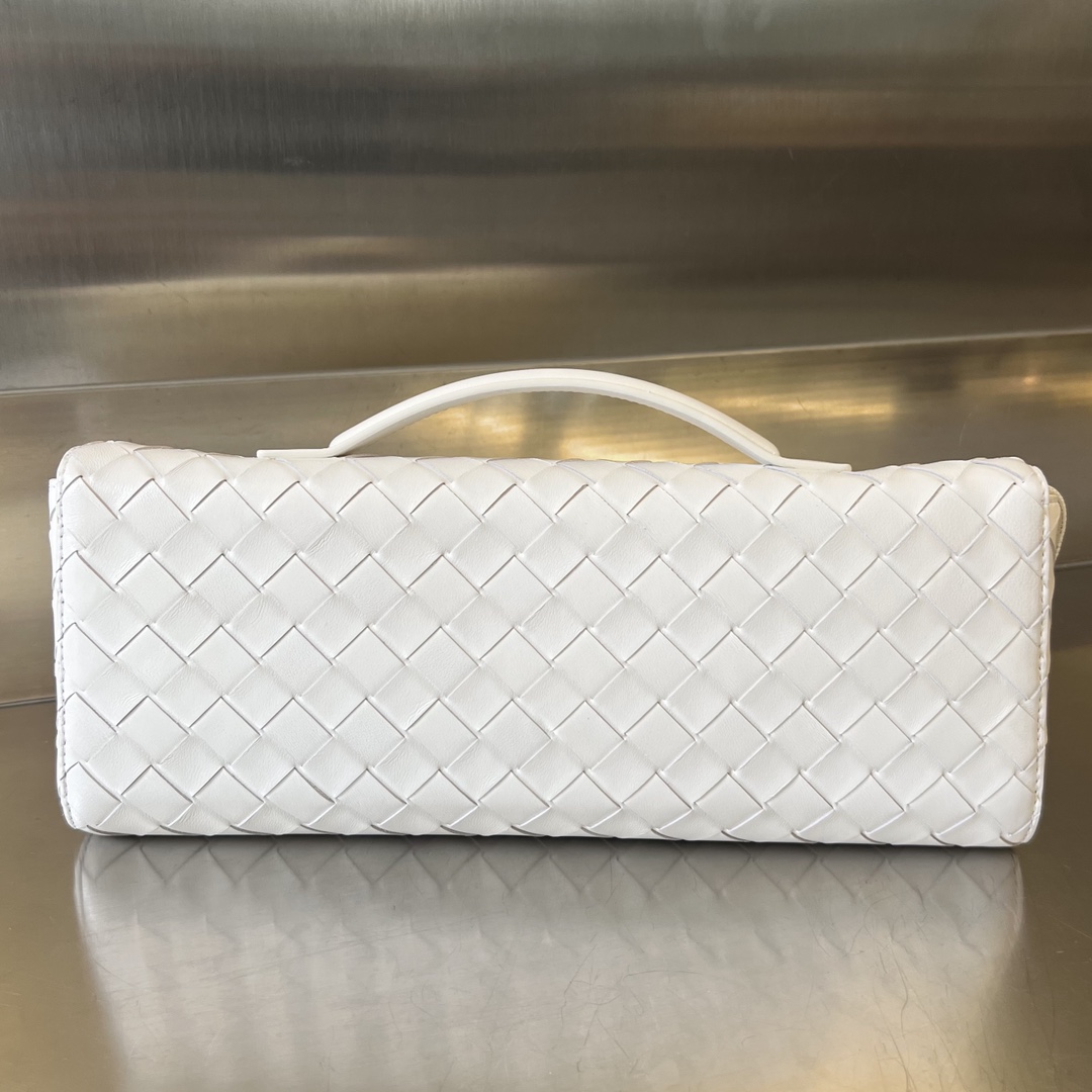 b0tte*a Ven*ta clutch-31x13x3 cm