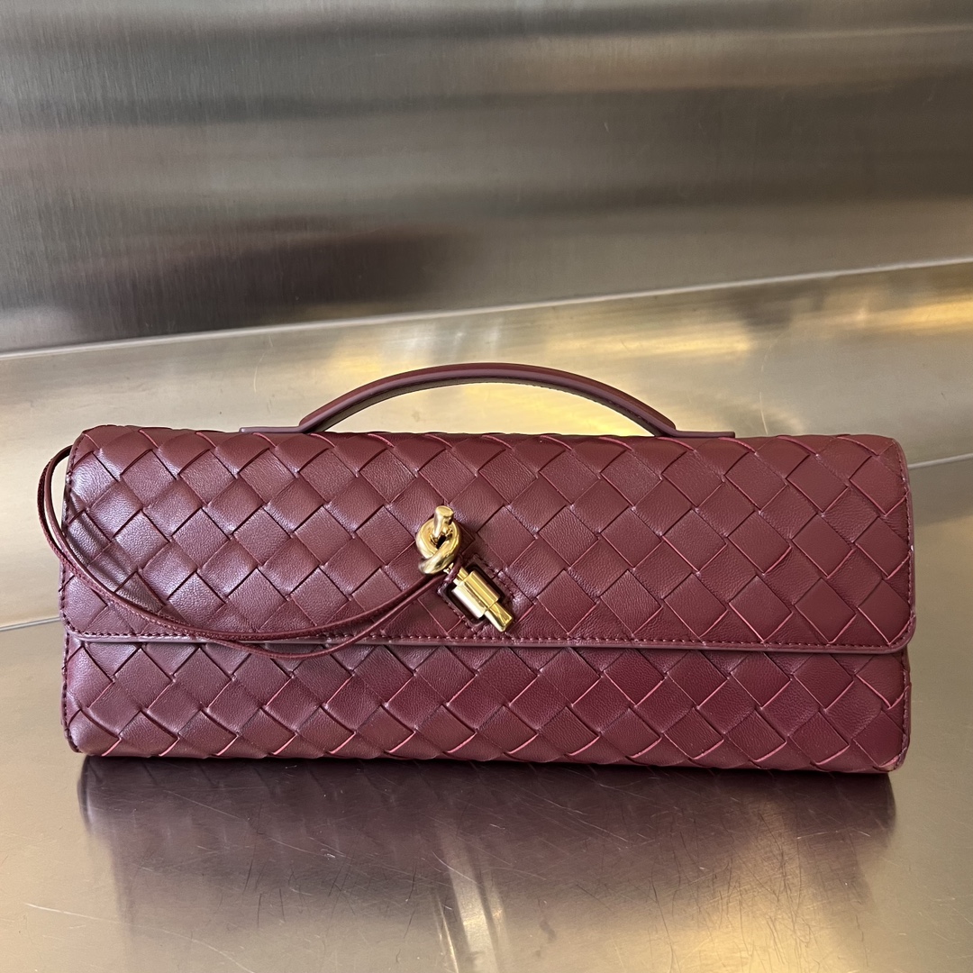 b0tte*a Ven*ta clutch-31x13x3 cm