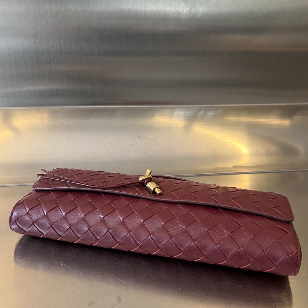 b0tte*a Ven*ta clutch-31x13x3 cm