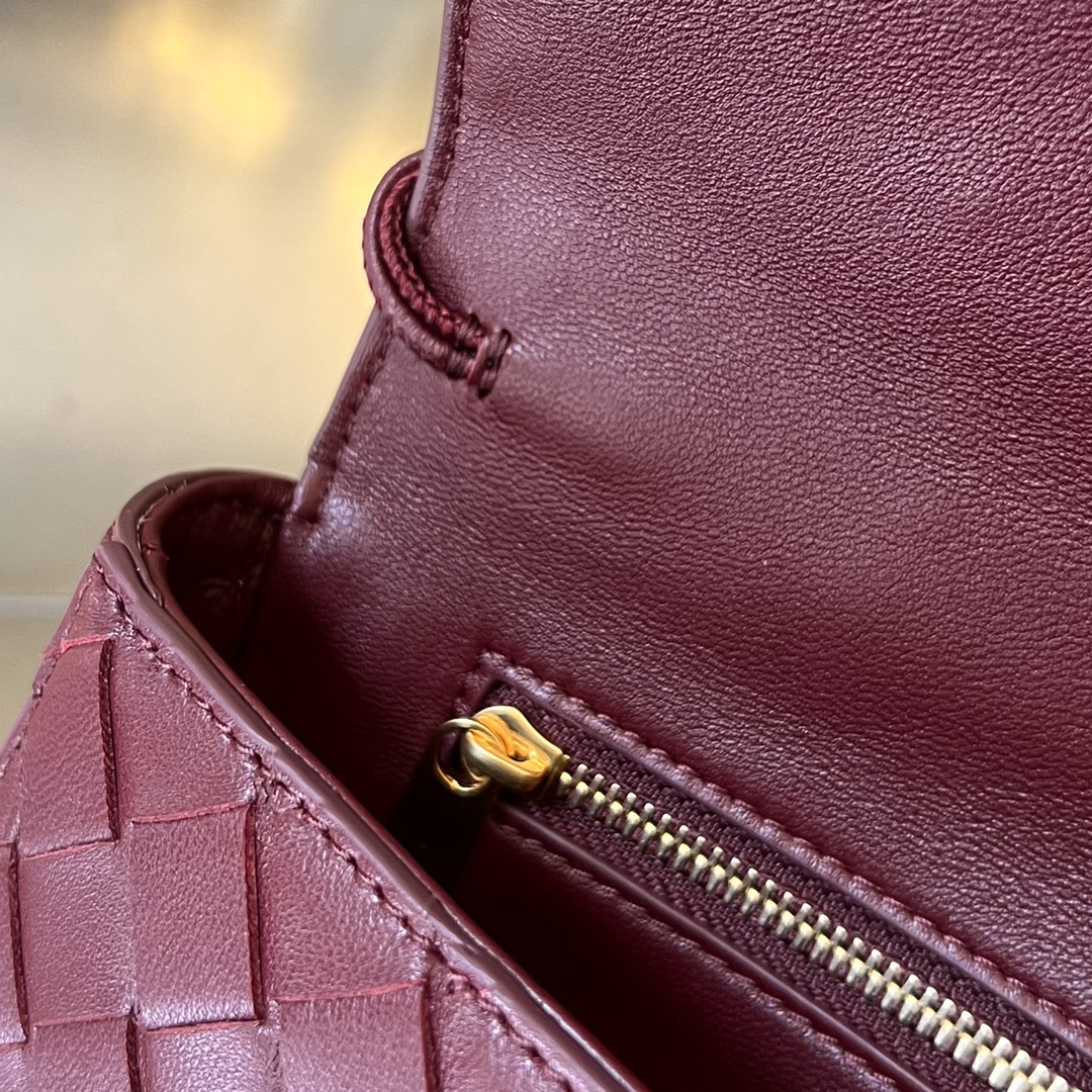 b0tte*a Ven*ta clutch-31x13x3 cm