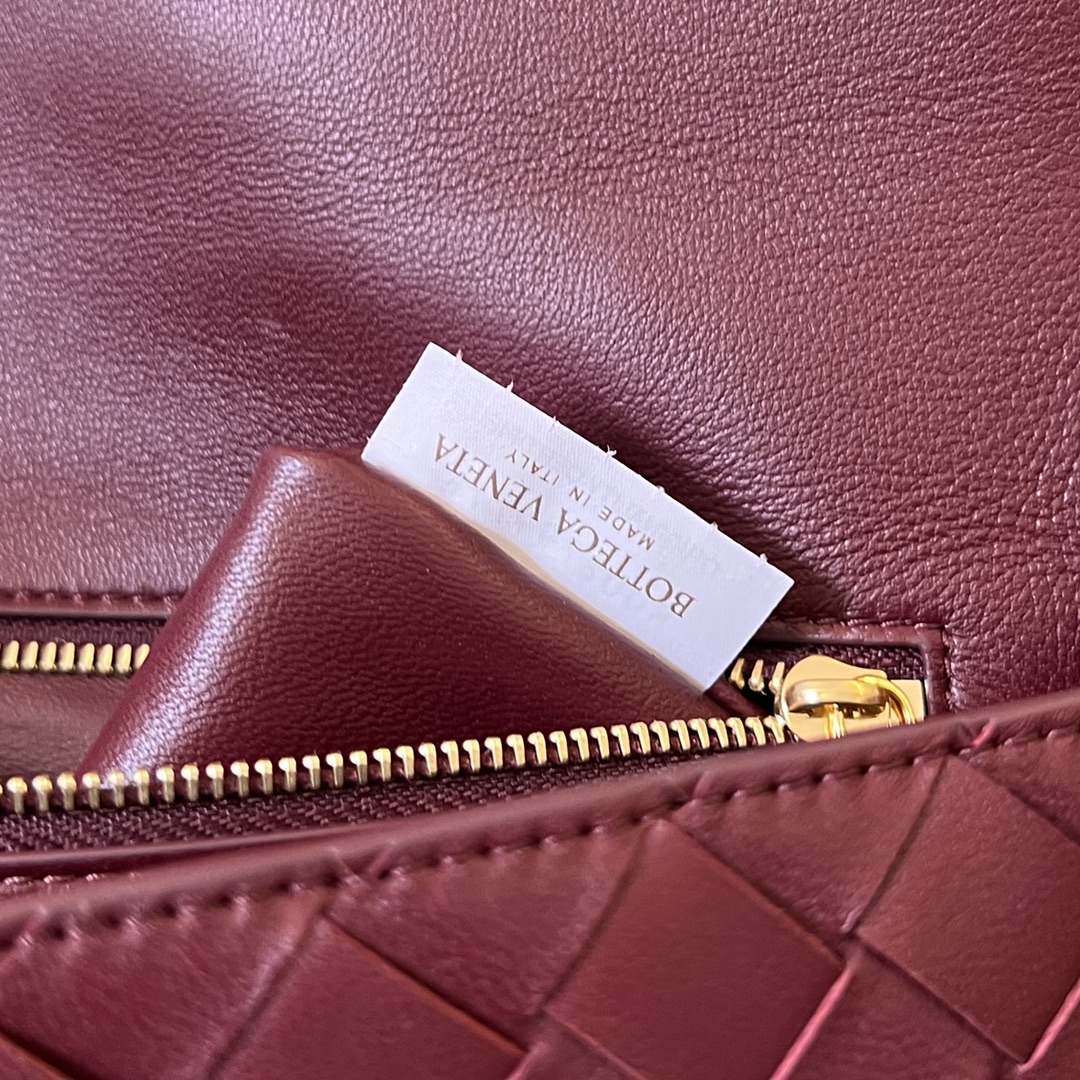 b0tte*a Ven*ta clutch-31x13x3 cm