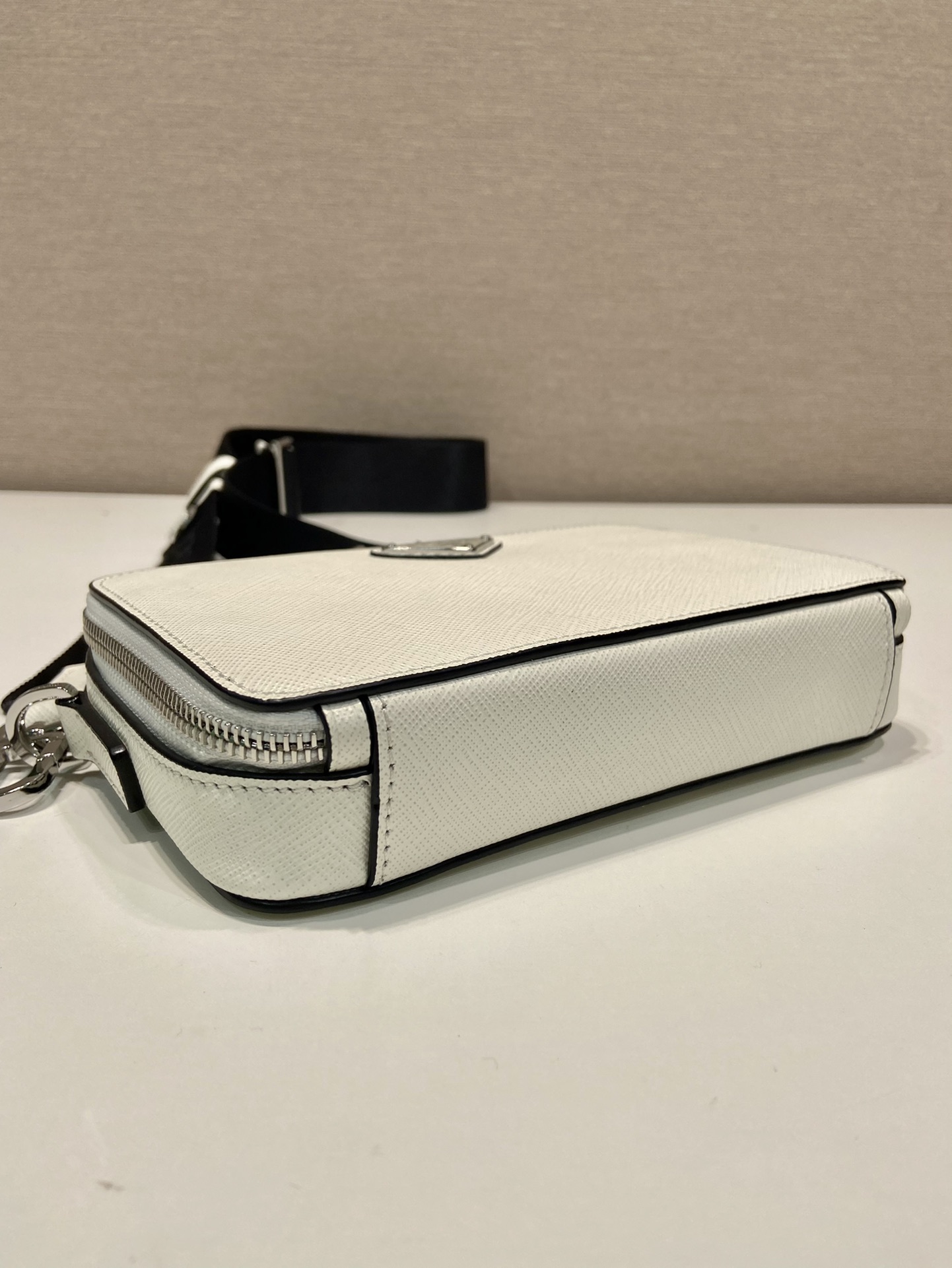 Pra*a brique 2vh173 bag19*11.5*3.5cm