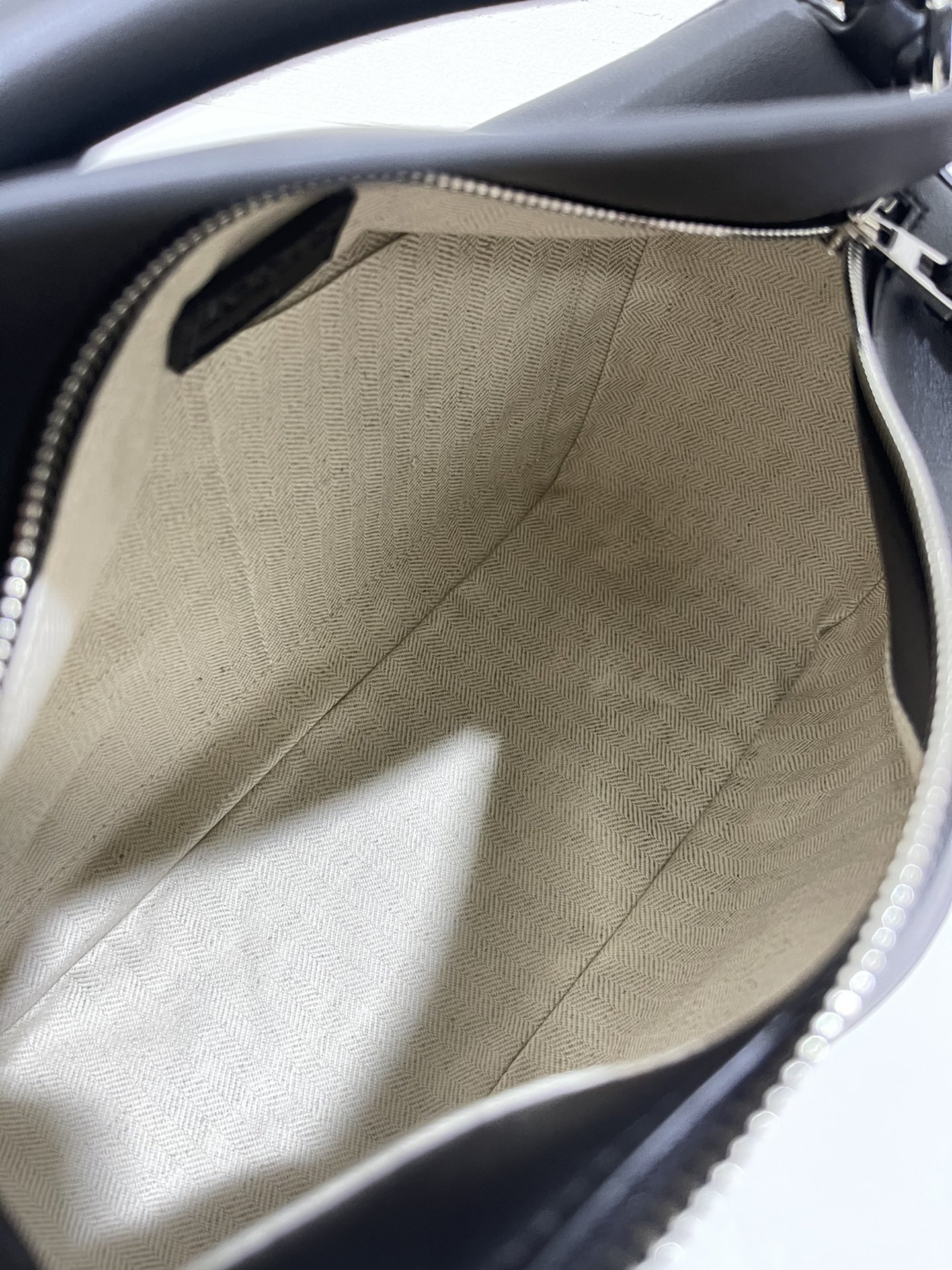 L0ew* puzzle medium bag-29*18*12cm