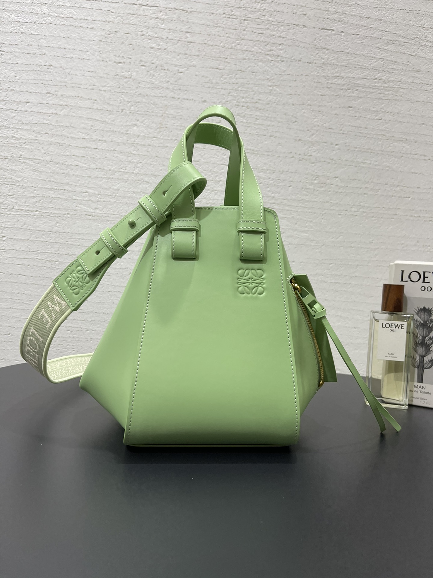 L0ew* hammock bag-20.8*19.5*14.5cm