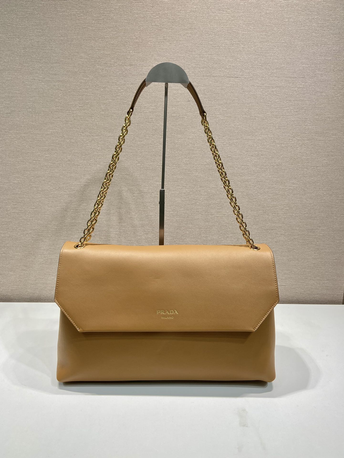Pra*a1bd068 flap bag-38*23*12cm