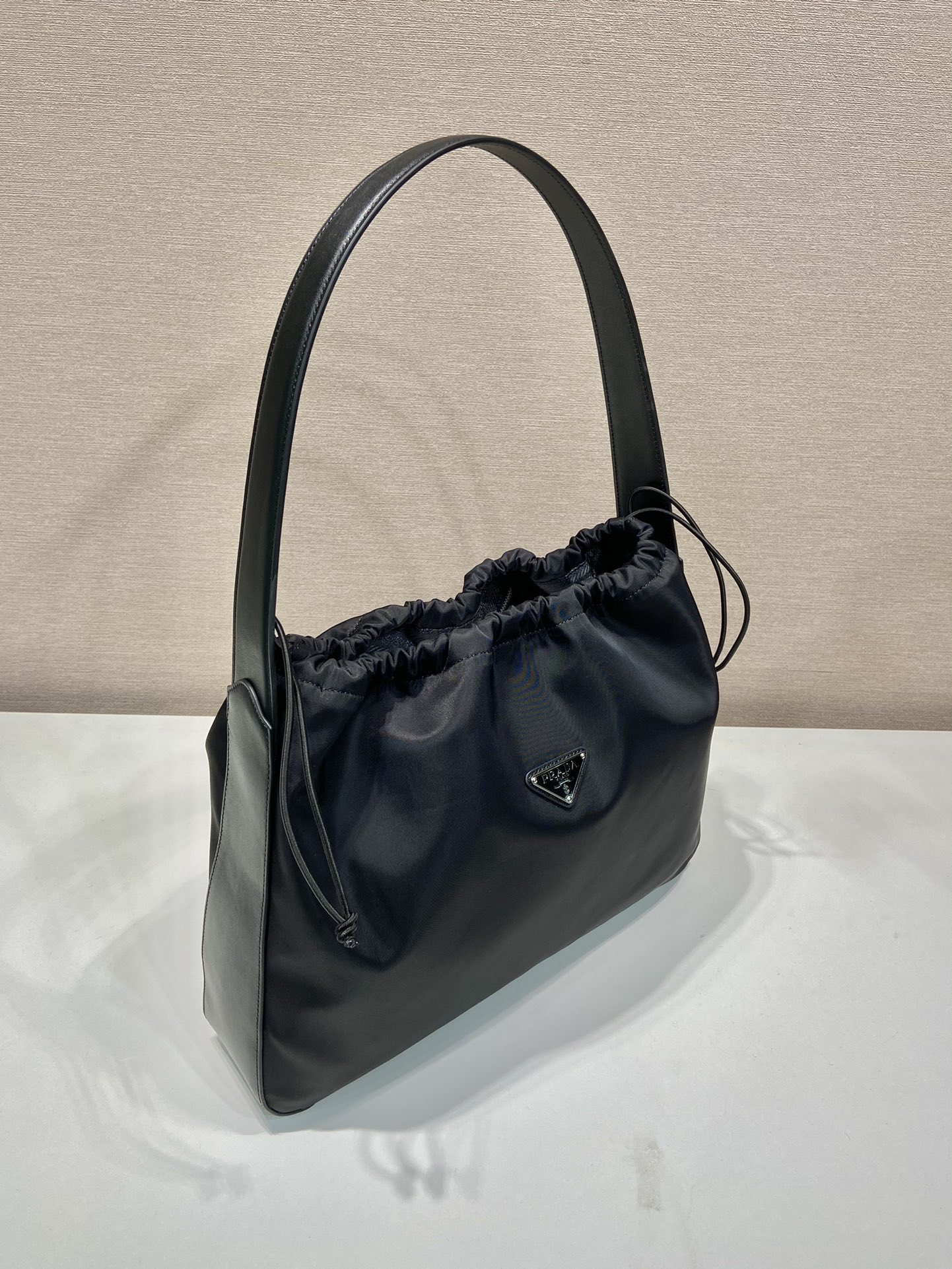 Pra*a b6250 vintage hobo bag-37*30*8cm