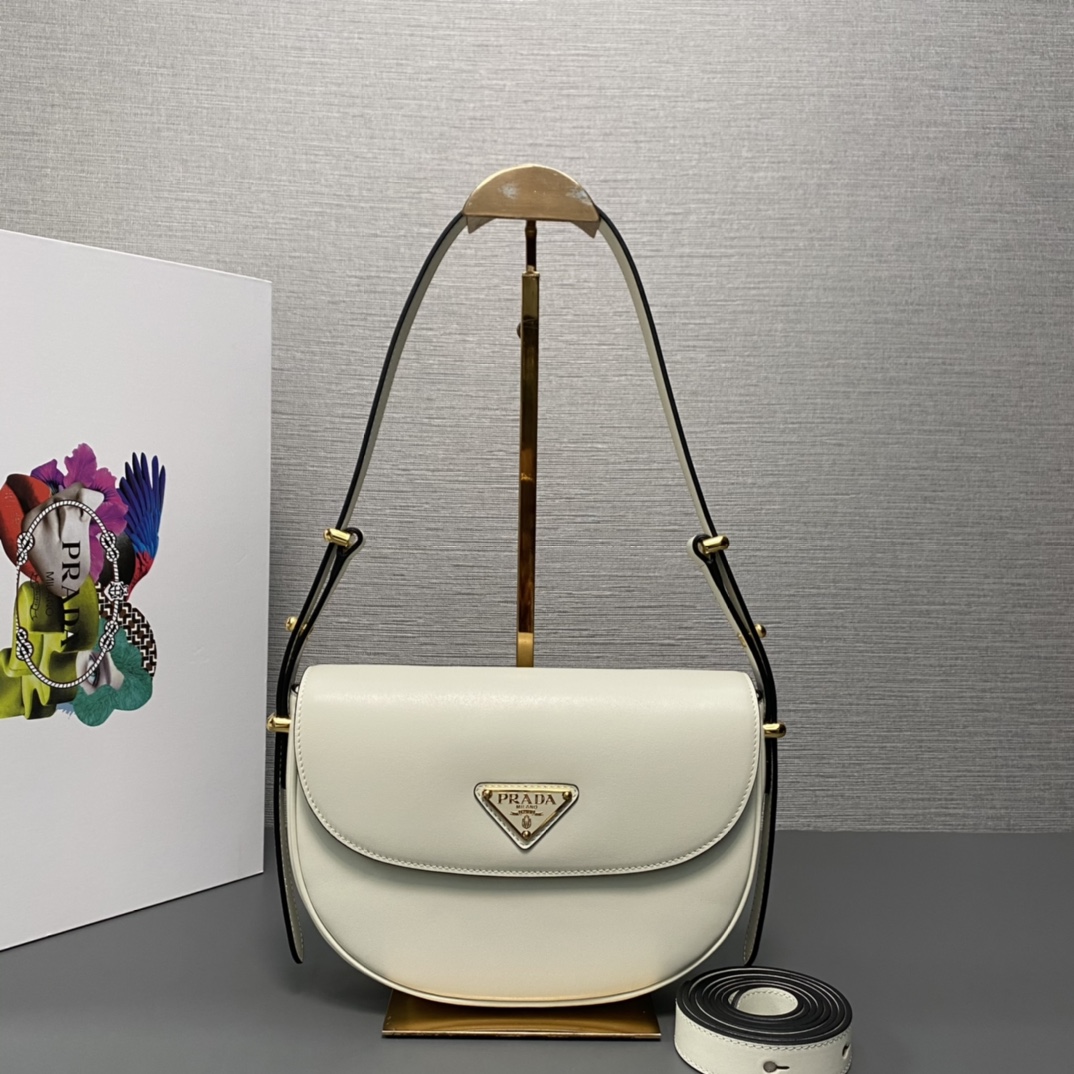Pra*a moon handbags 1bd365-22*17*5.5cm
