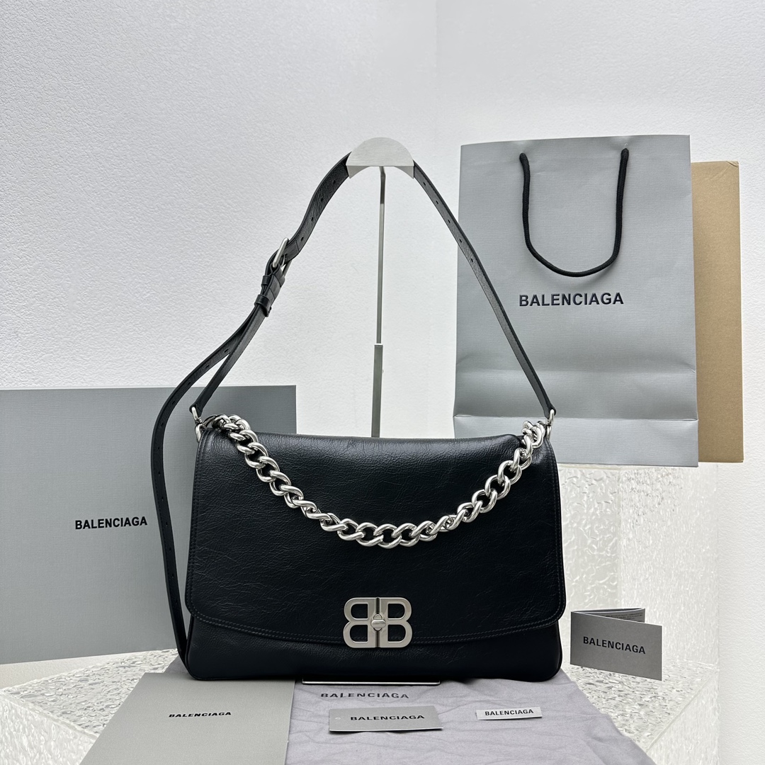 Ba*len*cia*ga bb soft bag-24*36*4cm