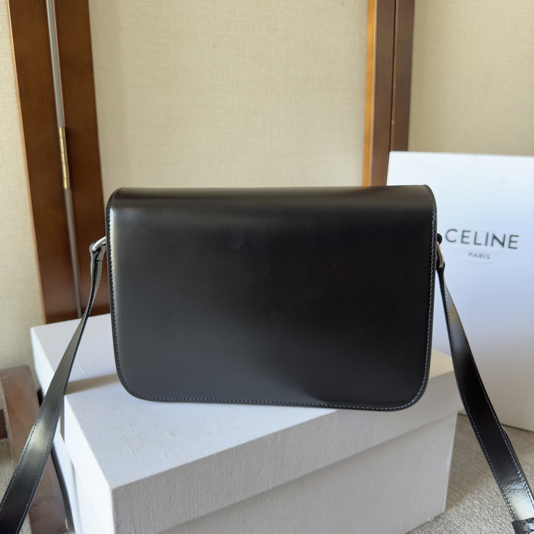 Celin Triomphe Shoulder Bag-22.5x16.5x7.5CM