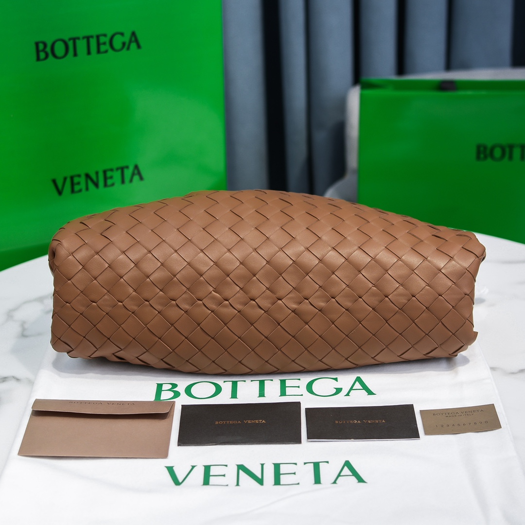 b0tte*a Ven*ta the pouch bag-38*20*9cm