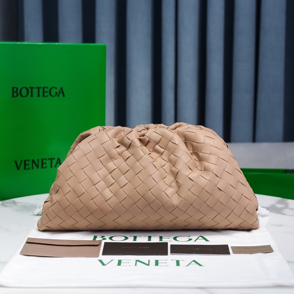 b0tte*a Ven*ta the pouch bag-38*20*9cm
