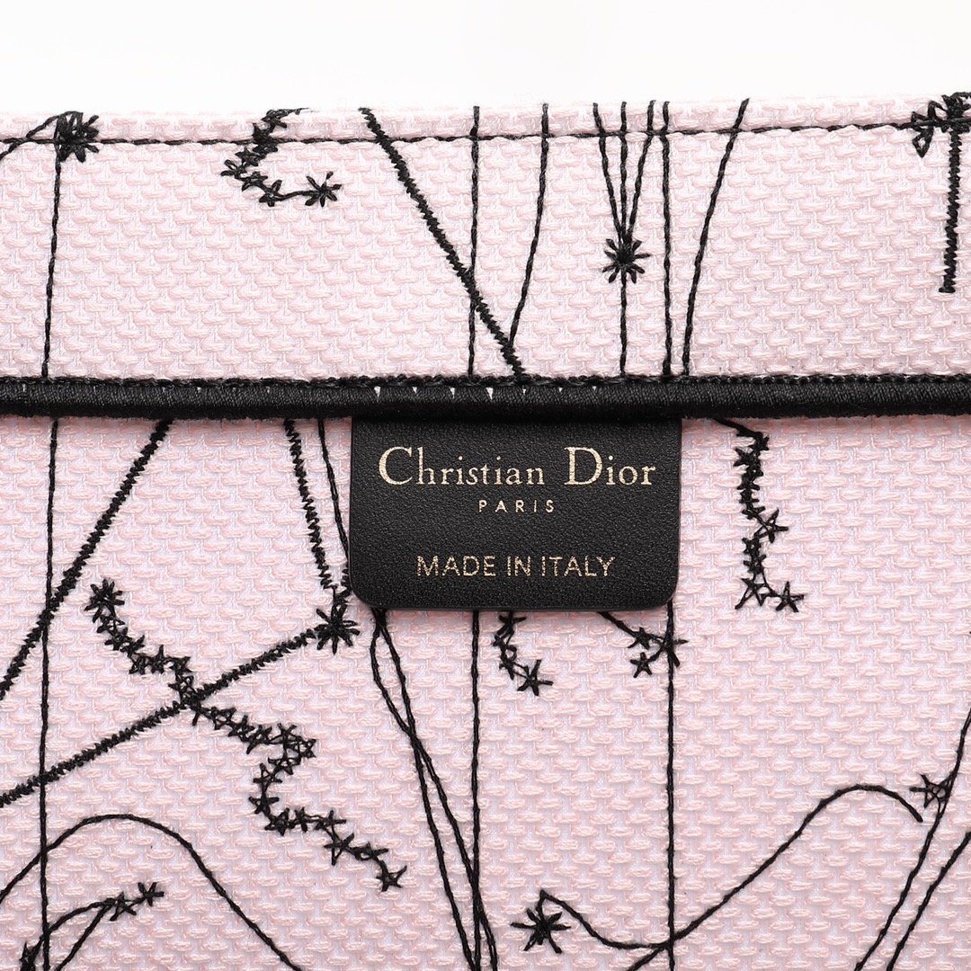 D*or book tote