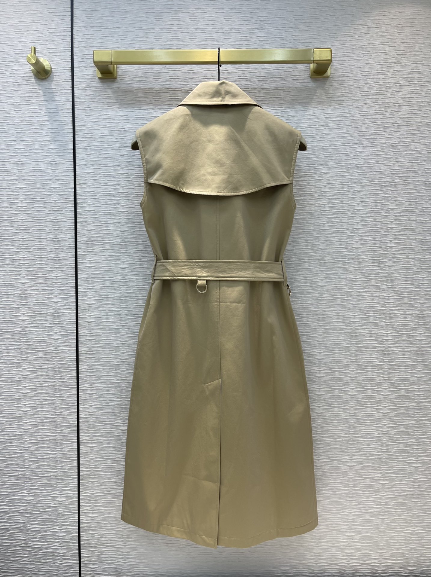 B**rry 204ss trench