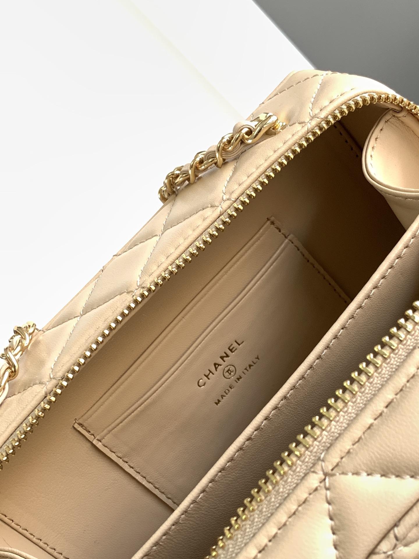Ch@nel Vintage Camera Bag-18CM