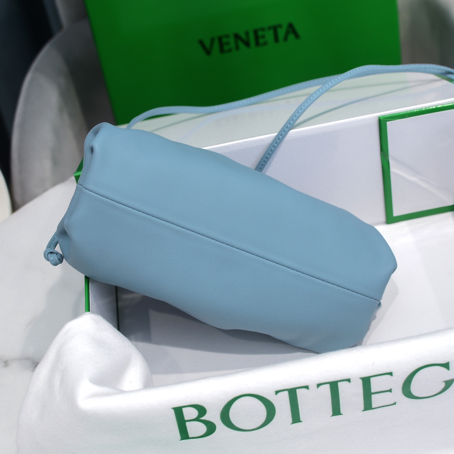 b0tte*a Ven*ta the pouch bag-22*9cm