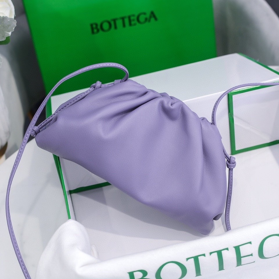 b0tte*a Ven*ta the pouch bag-22*9cm