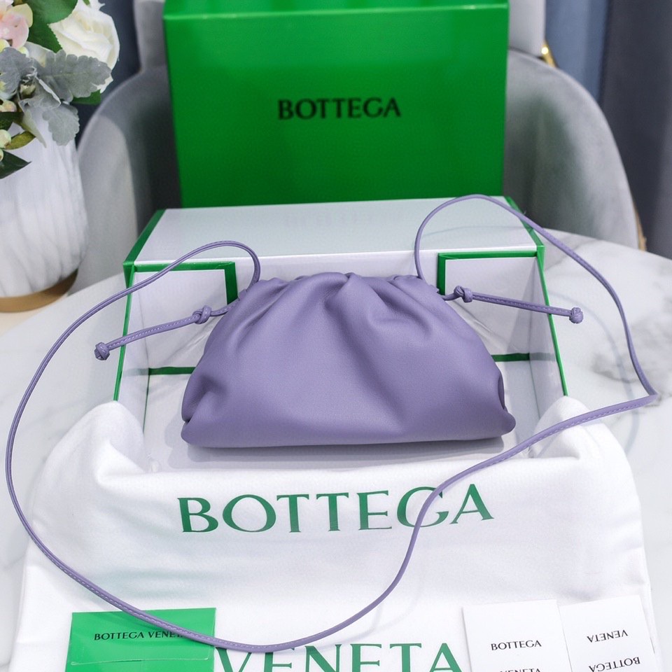 b0tte*a Ven*ta the pouch bag-22*9cm