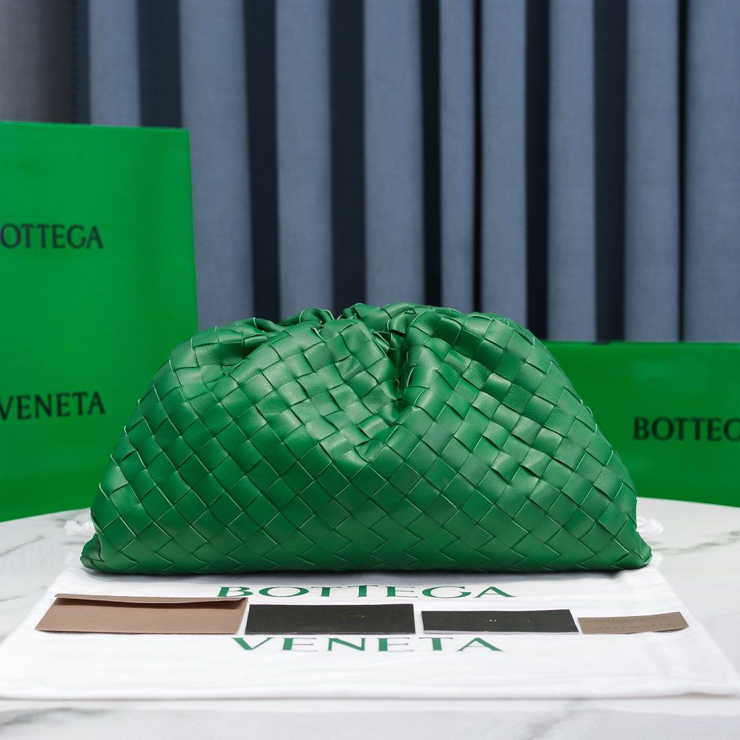 b0tte*a Ven*ta the pouch bag-38*20*9cm