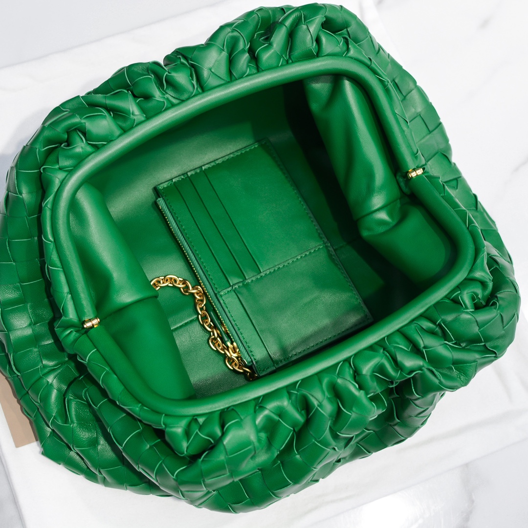 b0tte*a Ven*ta the pouch bag-38*20*9cm