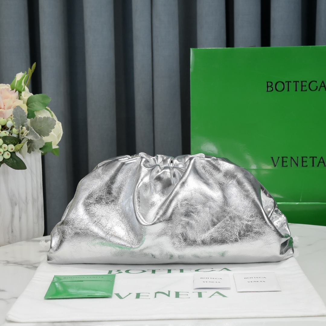 b0tte*a Ven*ta the pouch bag-38*20*9cm