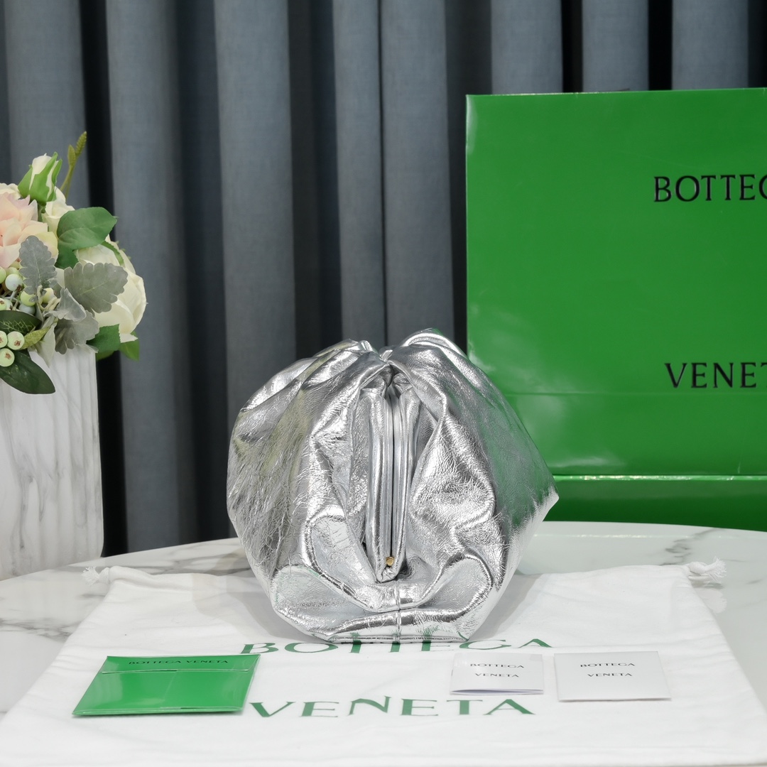 b0tte*a Ven*ta the pouch bag-38*20*9cm