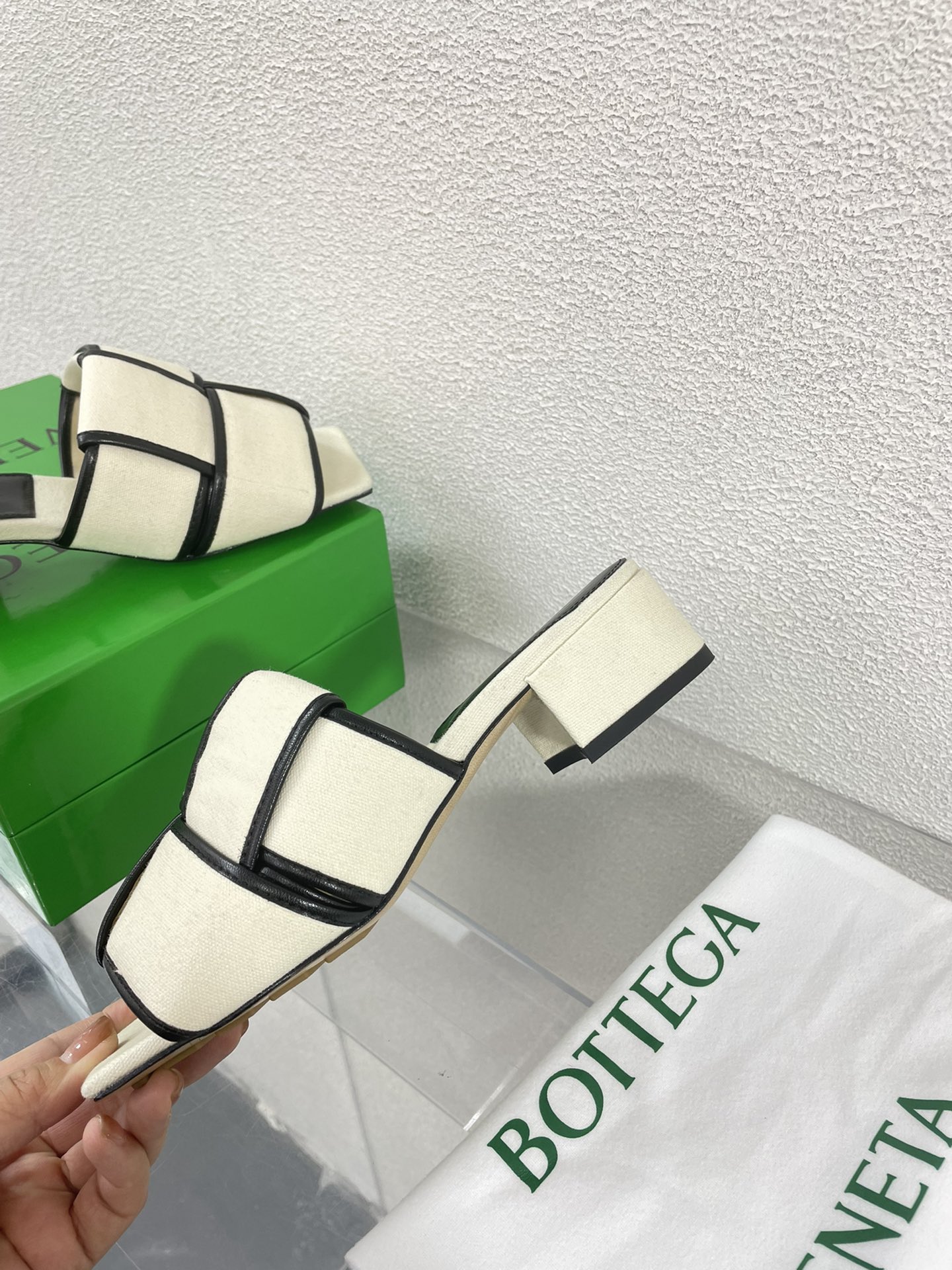 b0tte*a Ven*ta slides