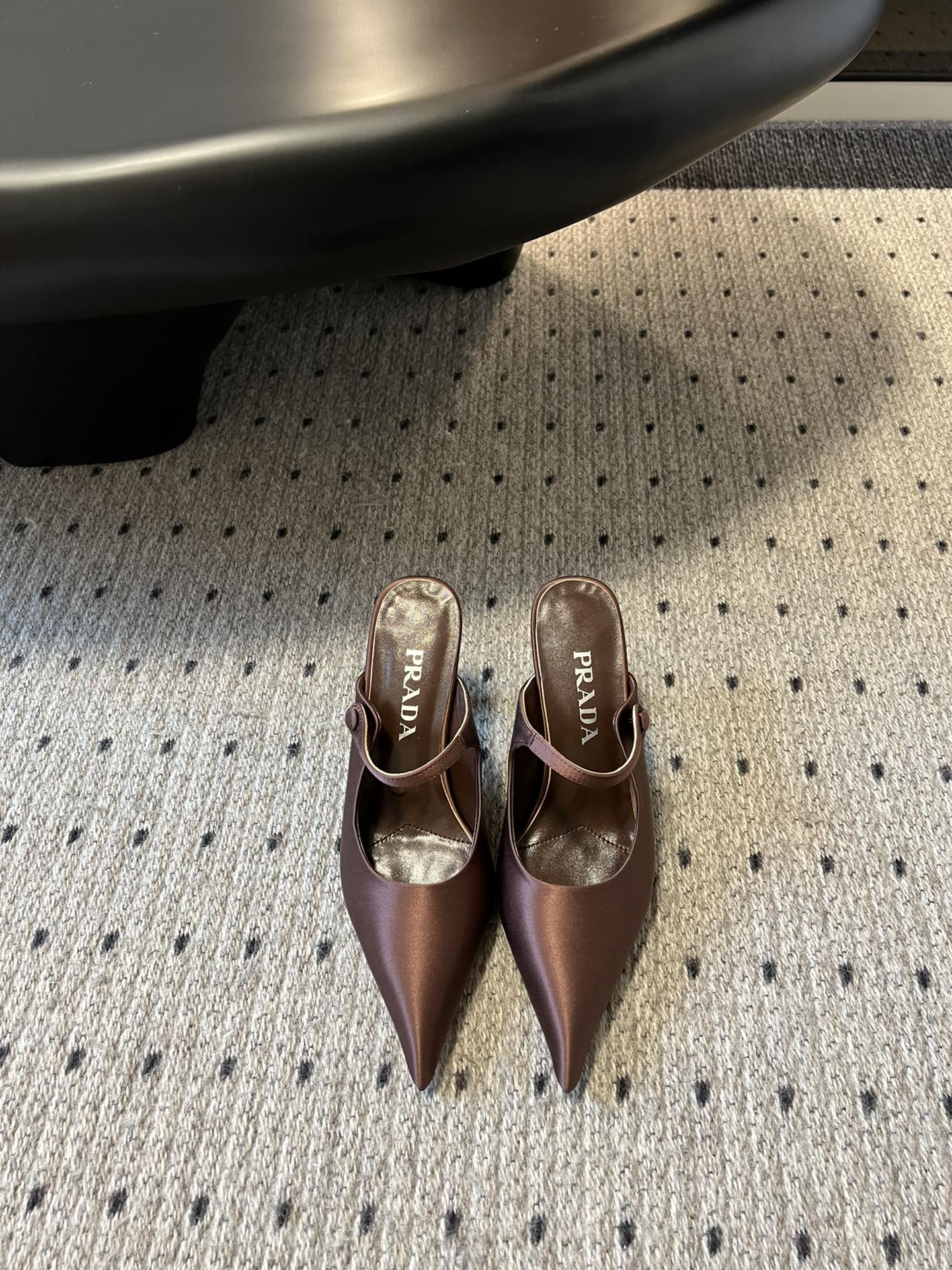 Pra*a heels