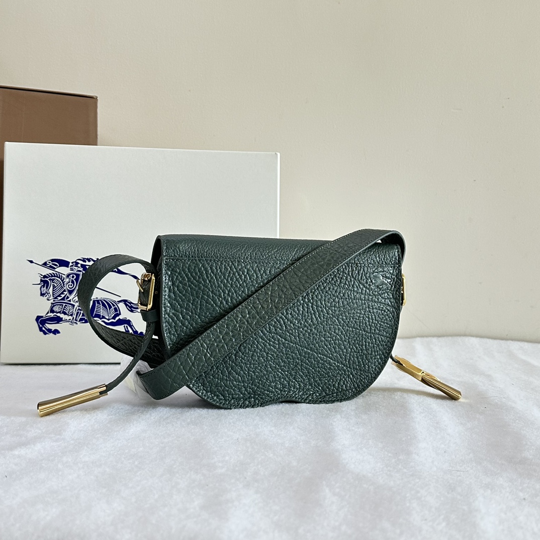 B**rry ches bag-25*6.5*17.5cm