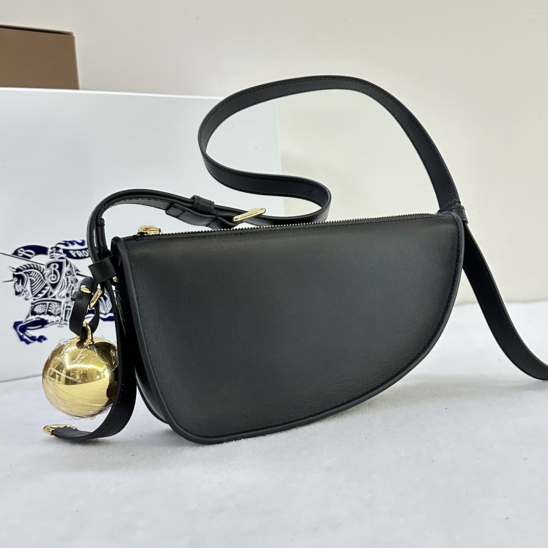 B**rry shield bag-32*7*17cm