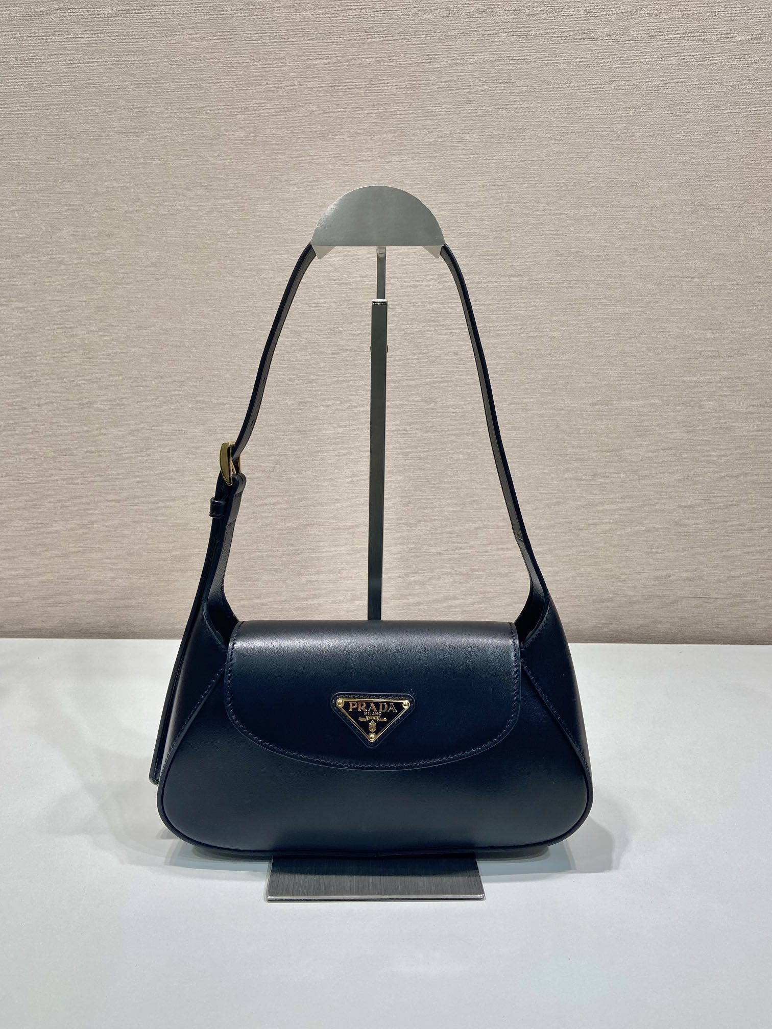 Pra*a crossbody bag 1bd358-24*15*5cm