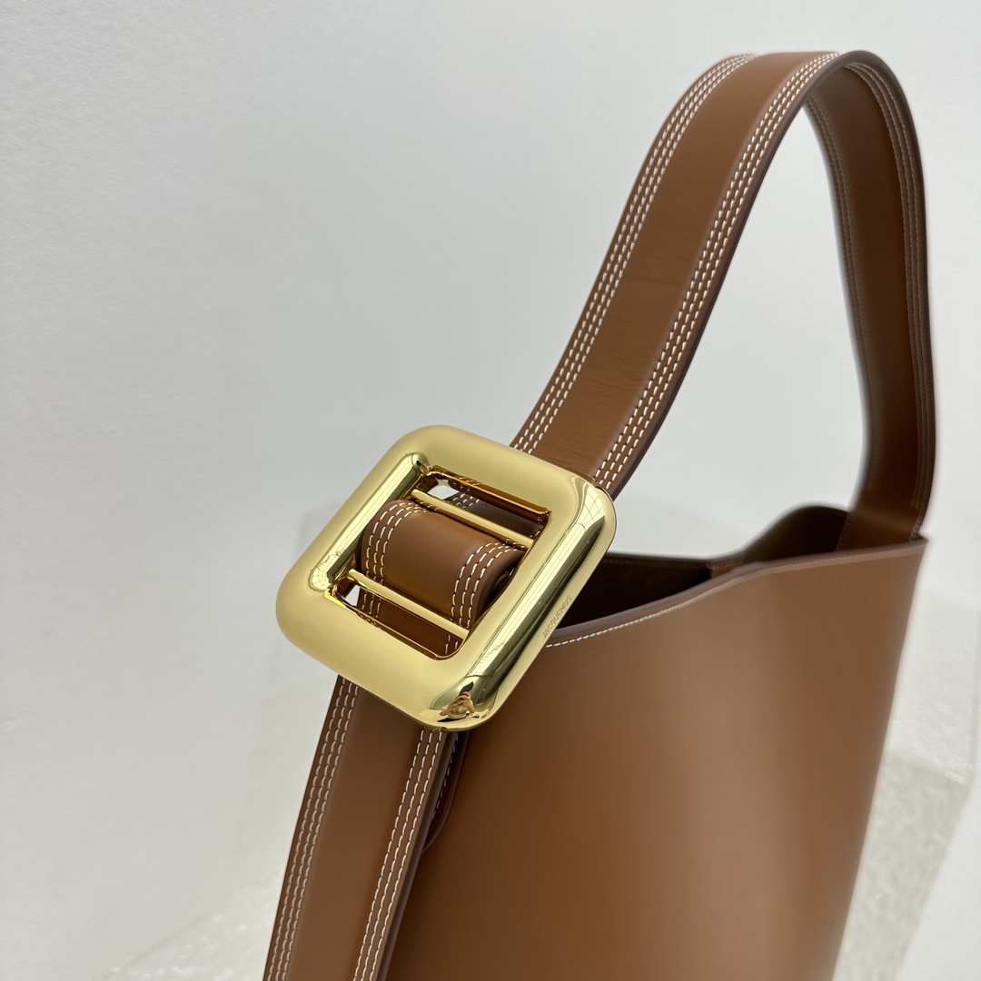 Ja*qvemvs bucket bag-30*33*14cm