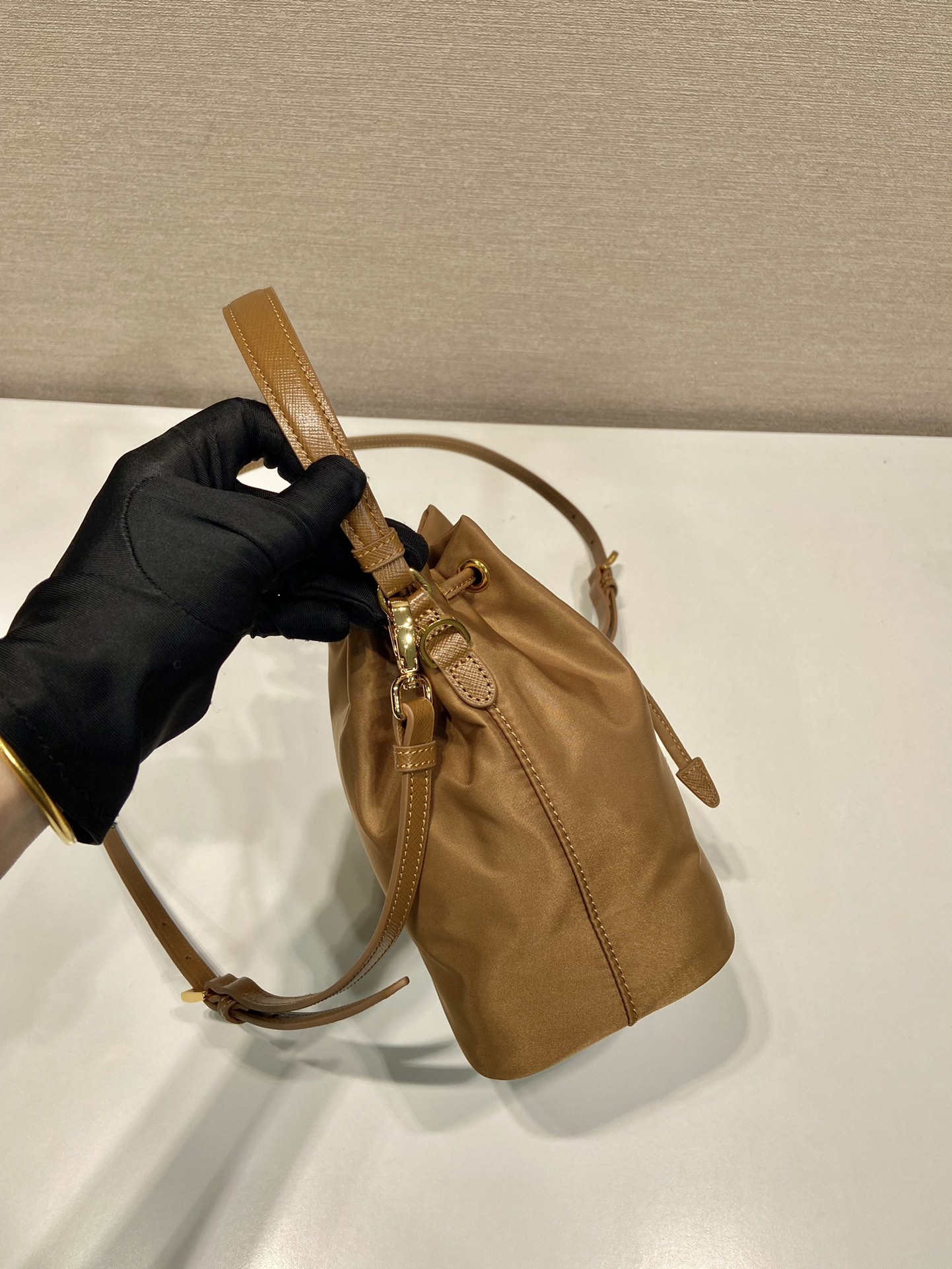 Pra*a 1be067 bucket bag-15.5*19.5*10cm