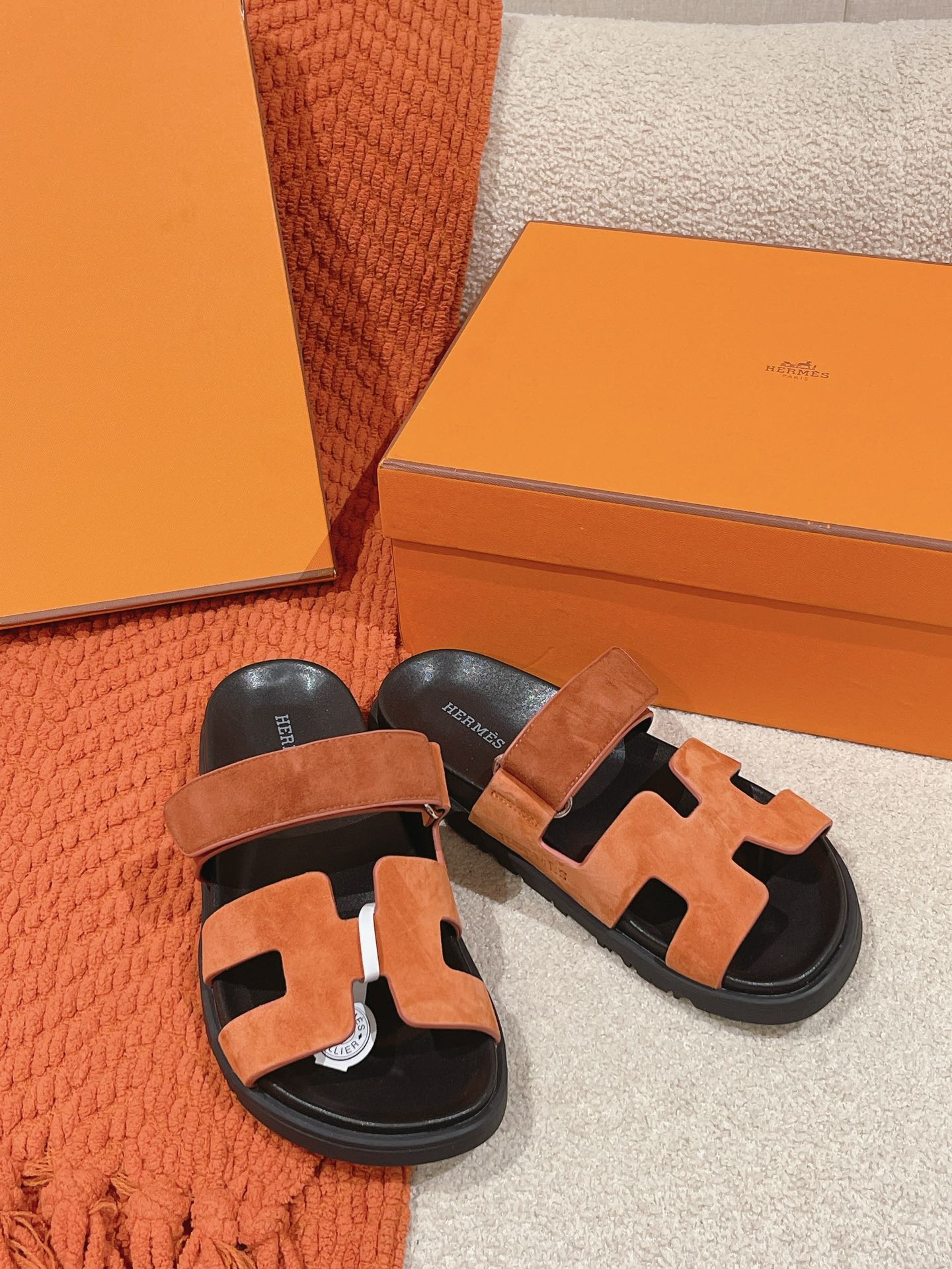 H**mes slides