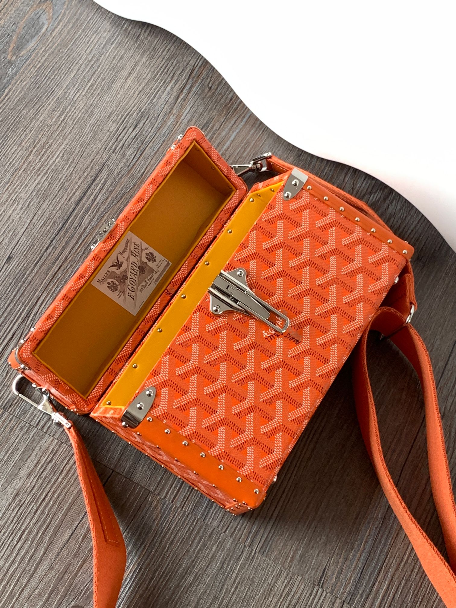 Go*ard cassette bag-21*15*6.5cm