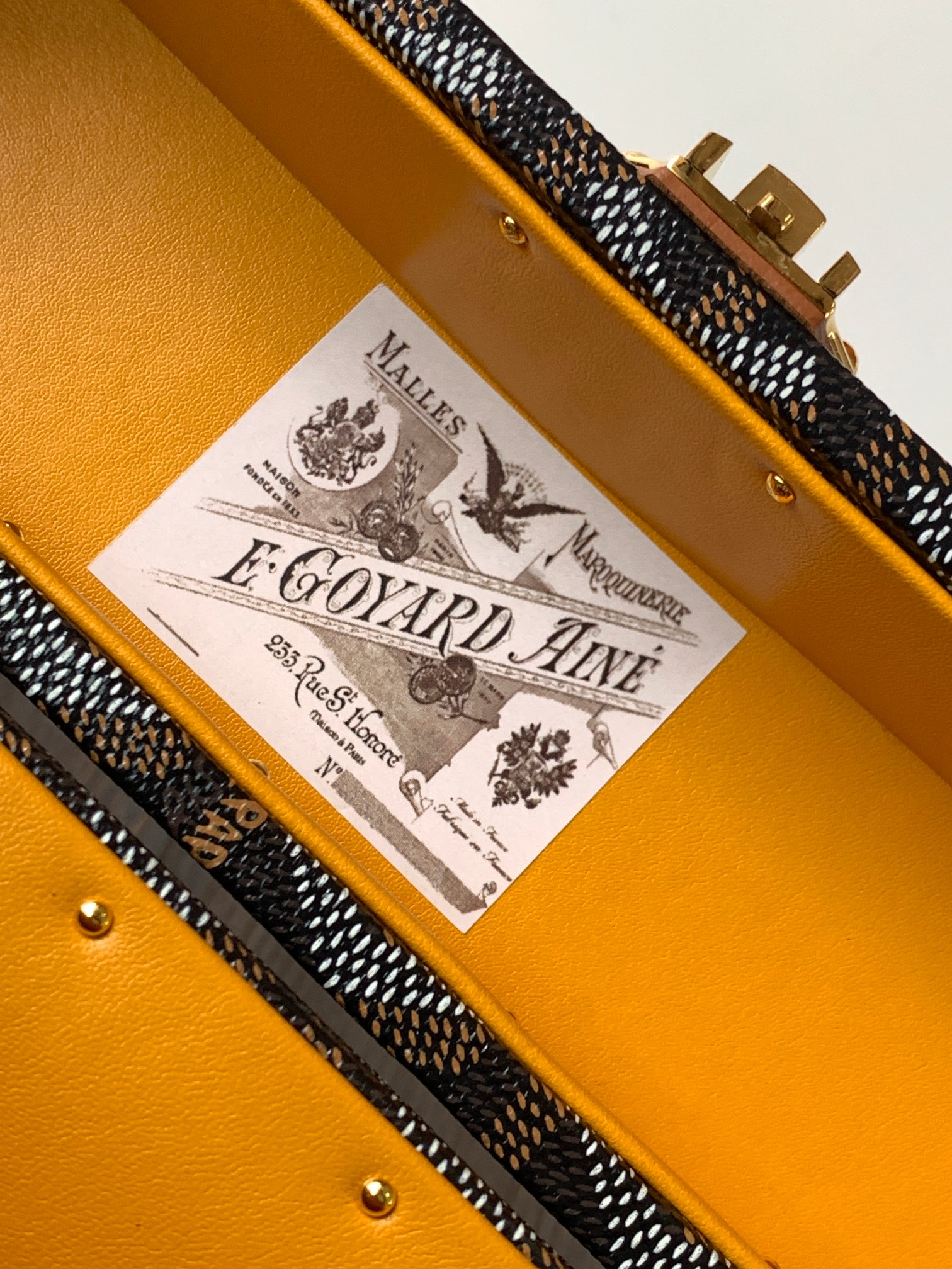Go*ard cassette bag-21*15*6.5cm