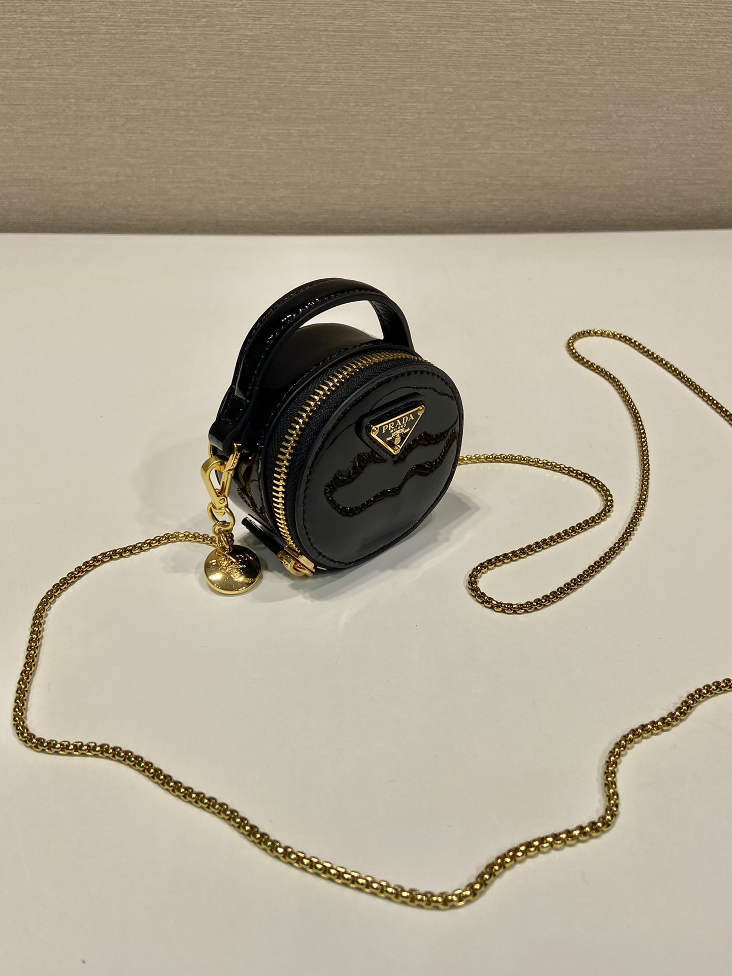 Pra*a 1nr023 mini round bag-8*8*3.5cm